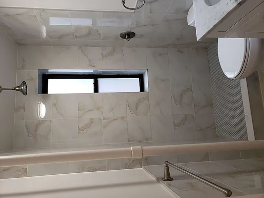 Rented by OGI Management | media 10