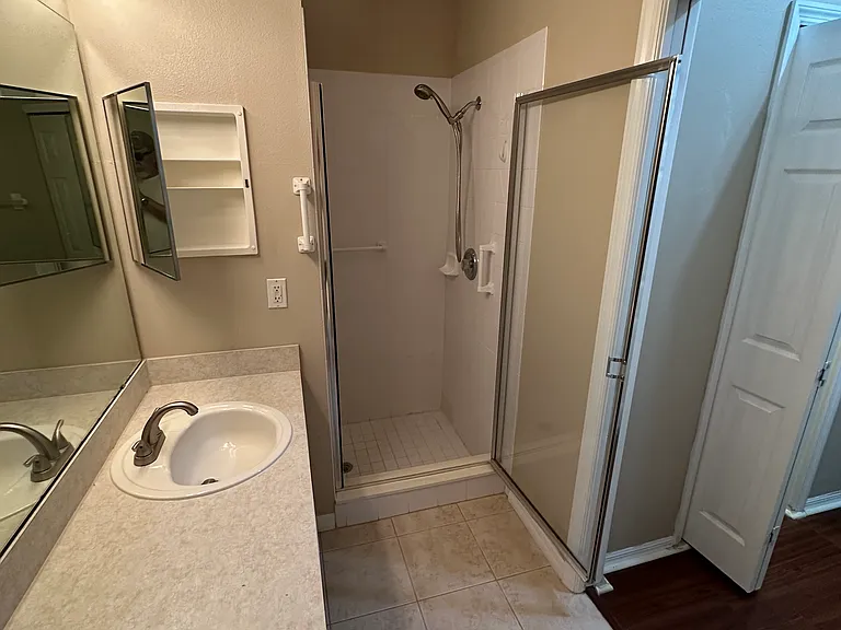 185 Club Villas Ln — Photo 4