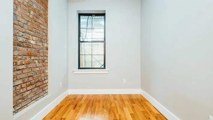 Rented by Nooklyn NYC LLC | media 21