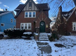 327 Liberty St APT 2, Pontiac, MI