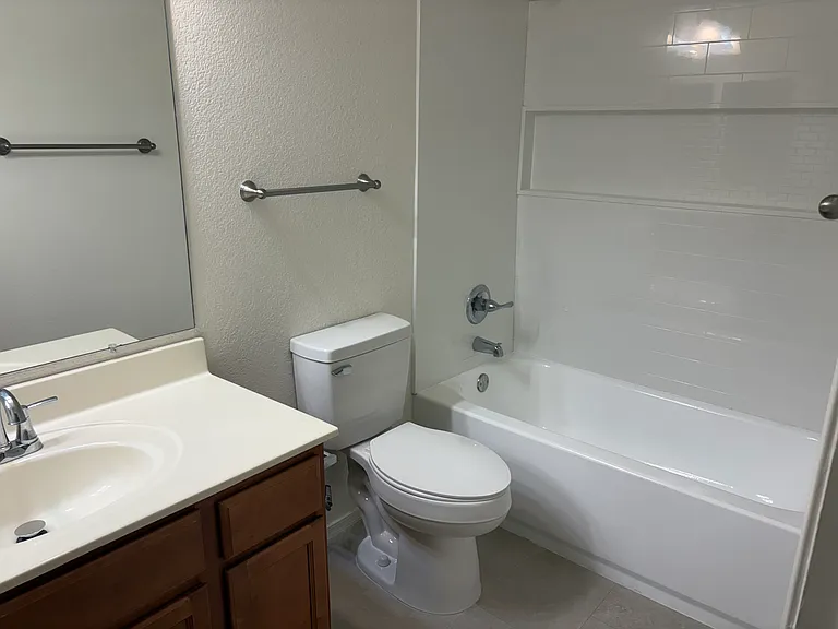 3812 W Fallen Leaf Ln — Photo 12