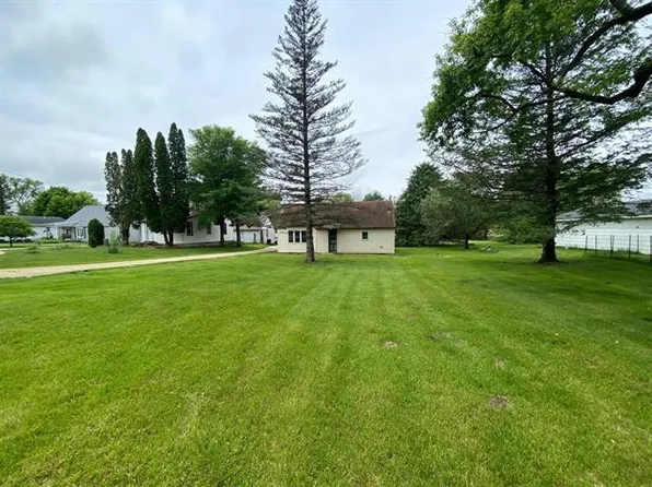 333 North Clinton Street, Princeton, WI 54968
