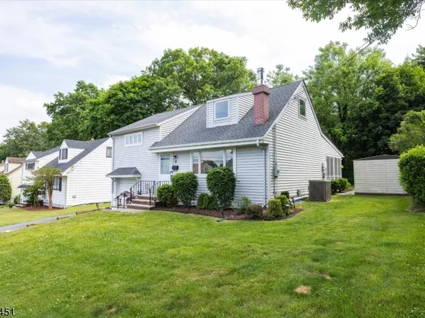74 Karen Dr, Clifton City, NJ 07013