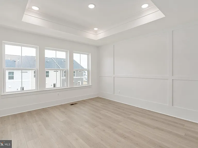 9207 Forkleaf Oak Dr — Photo 33