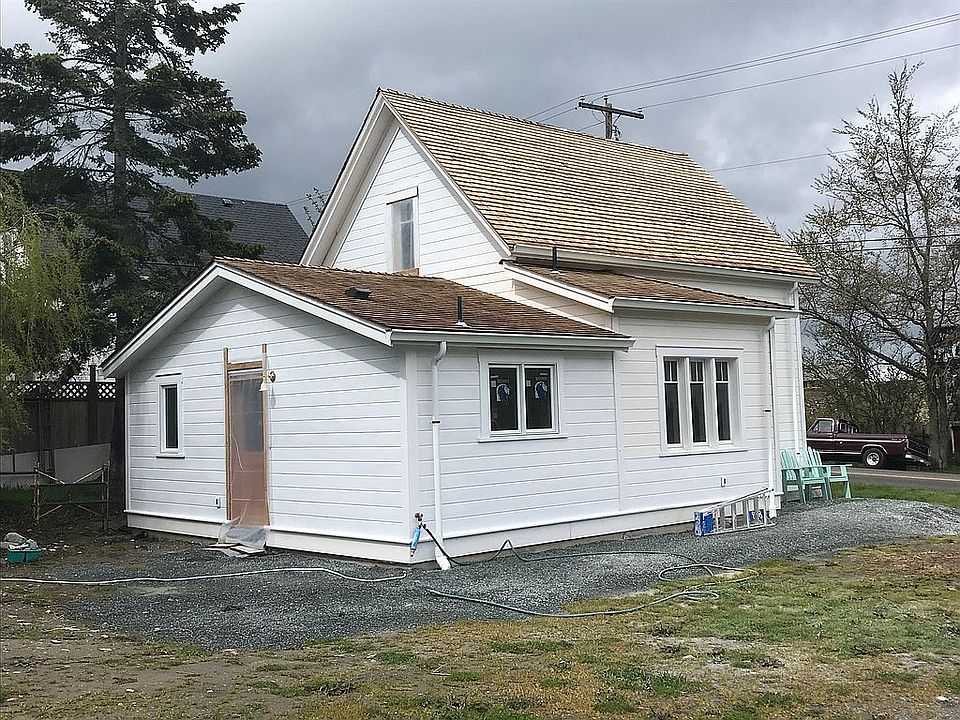 1st image of 808 NE Kinney St