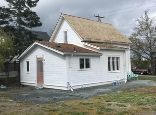 808 NE Kinney St, Coupeville, WA 98239