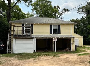 227 S Prairieville St, Athens, TX 75751