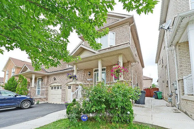 Building Photo - 62 Ashdale Rd #UPPER