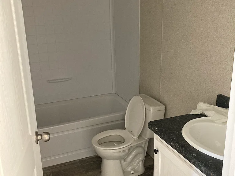131 Grove Ln — Photo 6