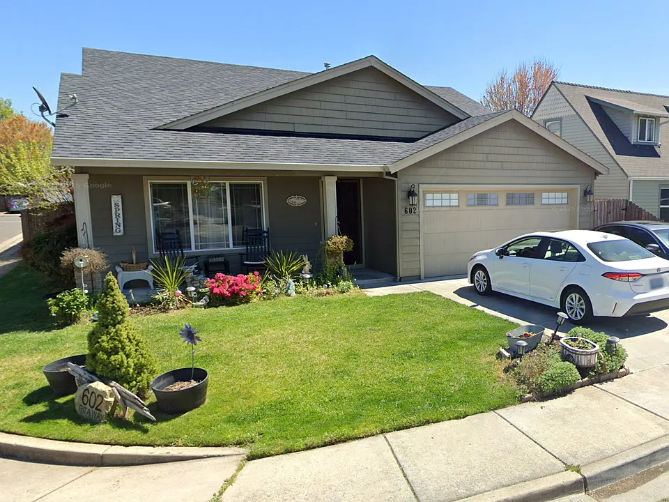 602 Rita Way