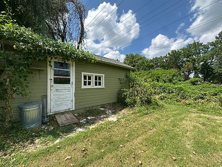 7509 Trenton Ave — Photo 33