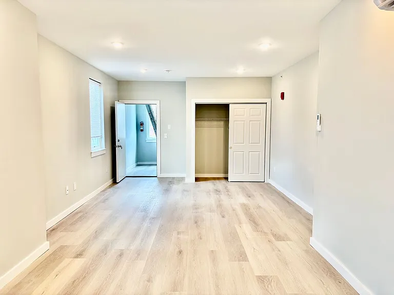 5356 Cedar Avenue — Photo 3