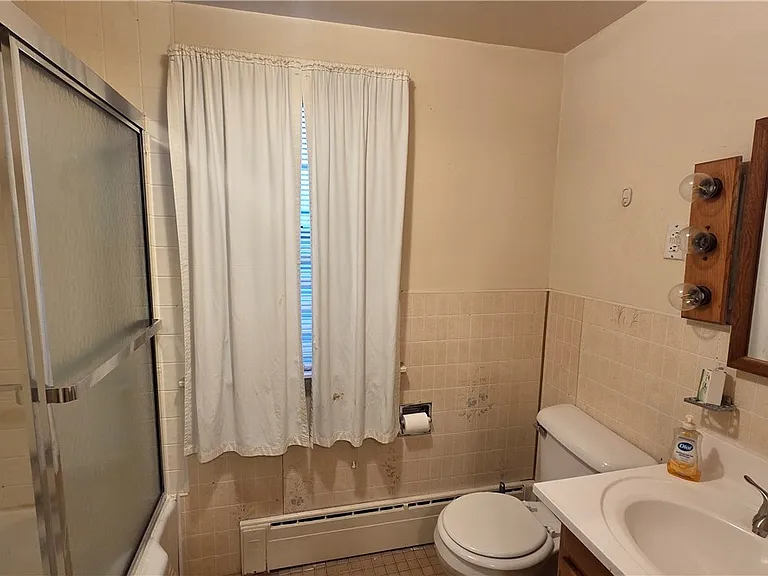 17 Suffolk St — Photo 17