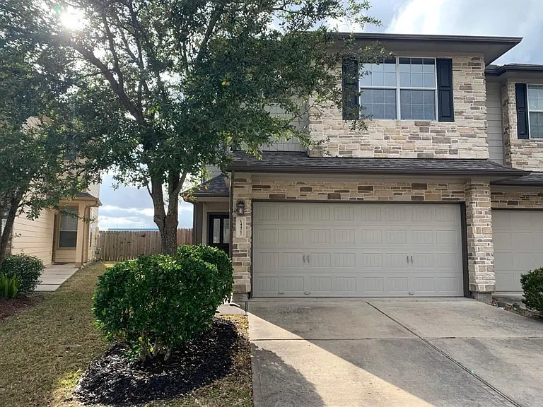 14422 Lilygate Ct — Photo 1