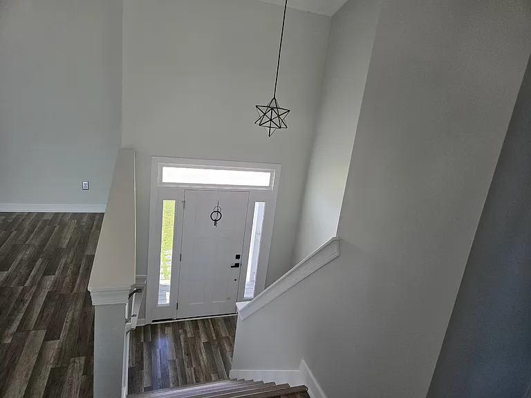 417 Jasmine Ln — Photo 12