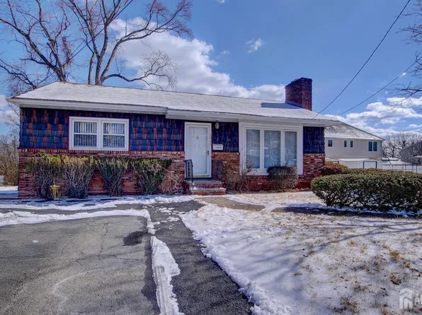 1066 Mereline Ave, Avenel, NJ 07001