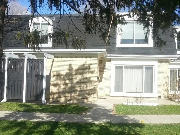 29828 City Center Dr, Warren, MI
