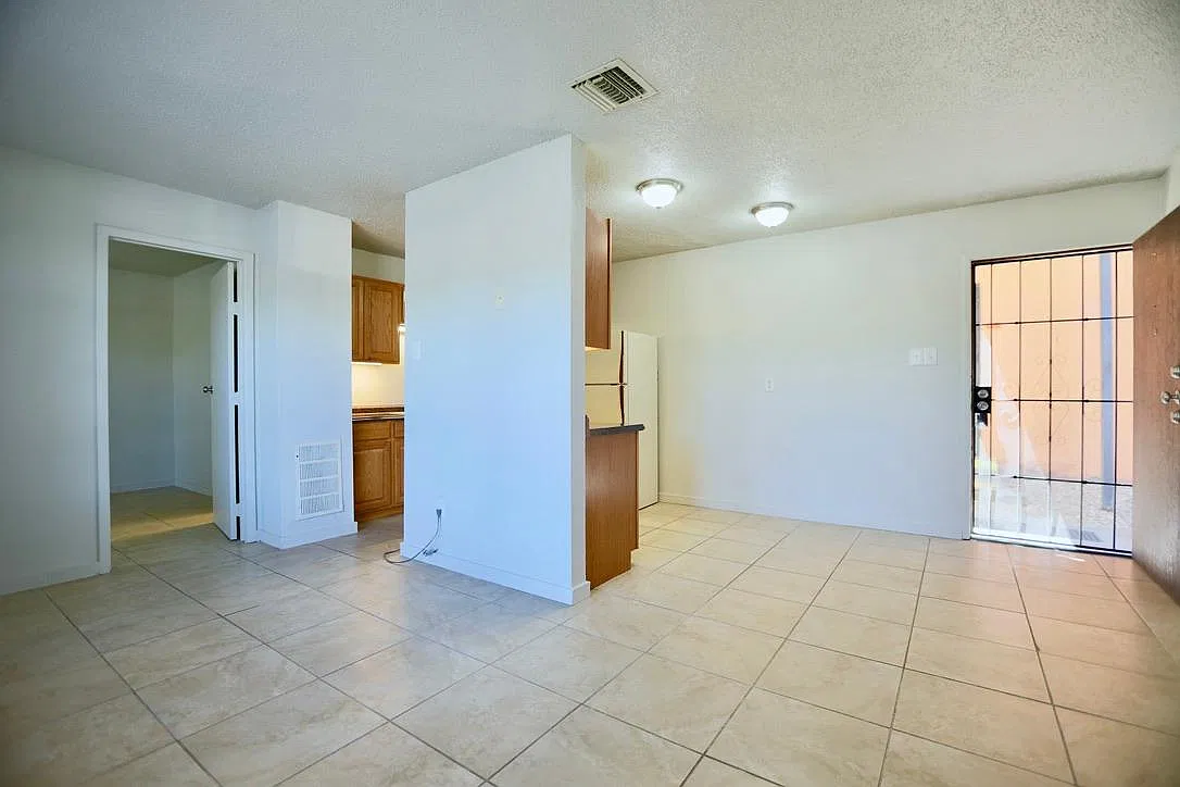 1 bed, 590 sqft, $1,100 — Photo 4