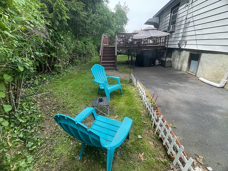 70R Rockwell St — Photo 10