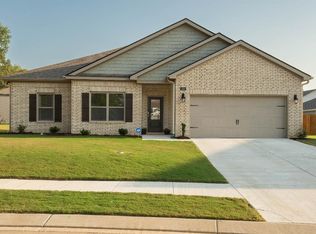 220 Midland Ter, Oakland, TN 38060