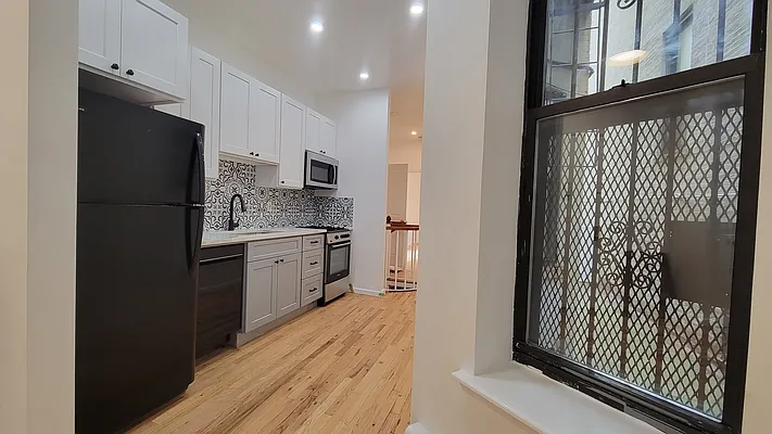 Rented by New York Dwellings LLC | media 3