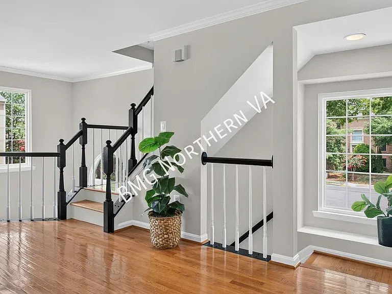 6001 Keble Dr — Photo 18