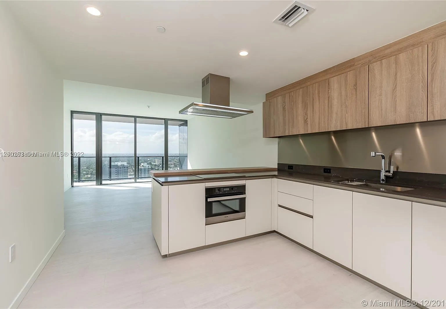 1 bed, 730 sqft, $4,500 — Photo 4