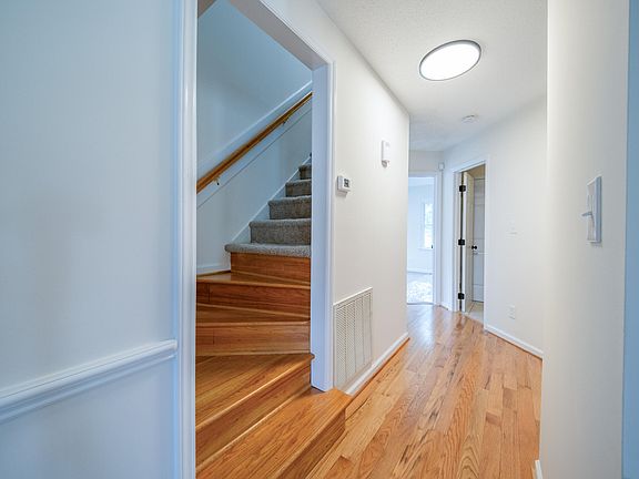 5th image of 5900 Swales Way