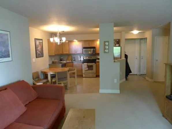 601 W 11th Ave APT 211, Denver, CO 80204