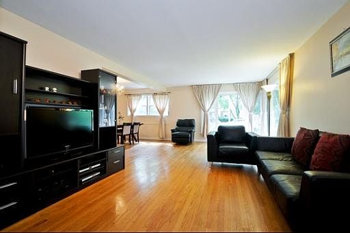 2nd image of 7841 N Kildare Ave