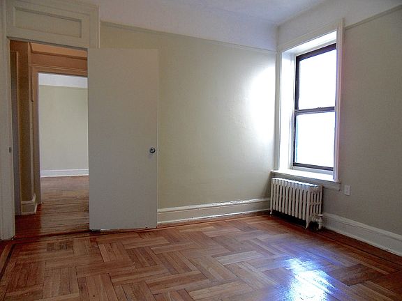 2nd image of 580 Parkside Ave #3