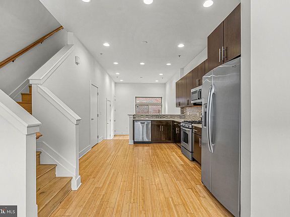 5th image of 919 N 5th St Unit 7