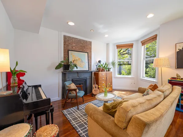 126 Bright St APT 201, Jersey City, NJ 07302
