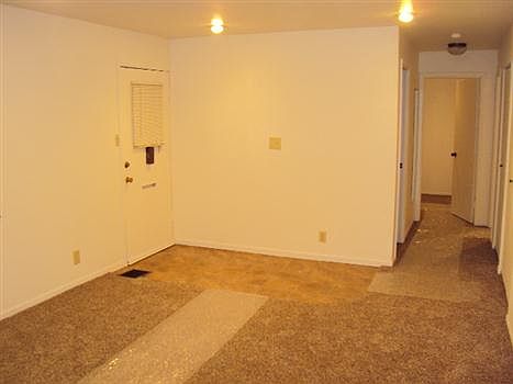3rd image of 2200 W Howard Ave #2200