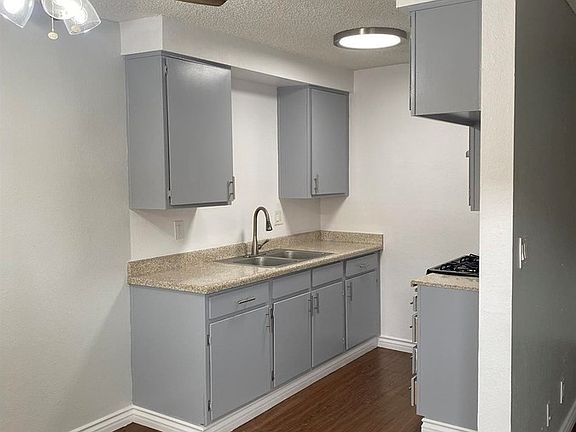 4th image of 14030 Lemoli Ave APT 6