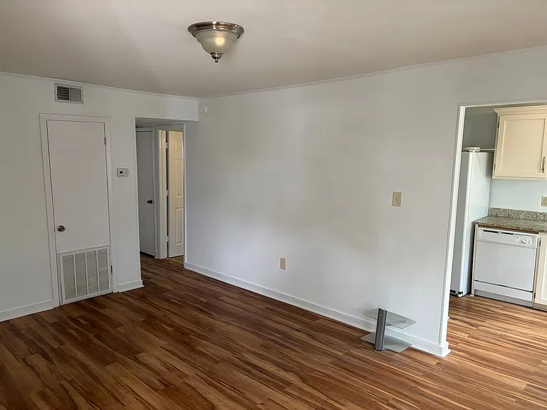 45 Aiken St — Photo 3