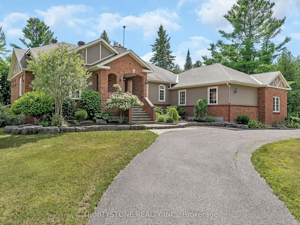 36 Sawgrass Cir, Ottawa, ON K0A 1B0