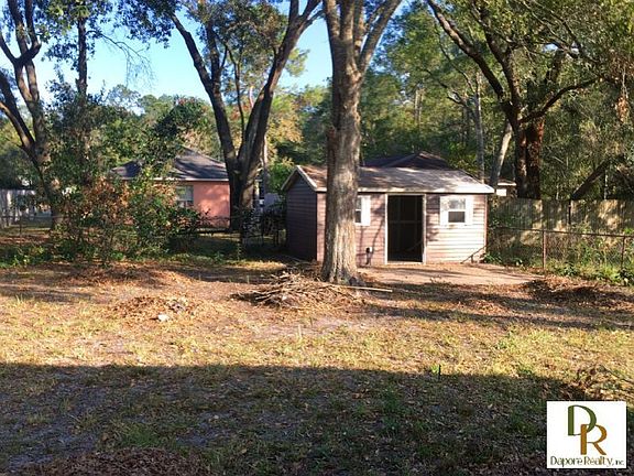 2nd image of 2607 Elm Ave