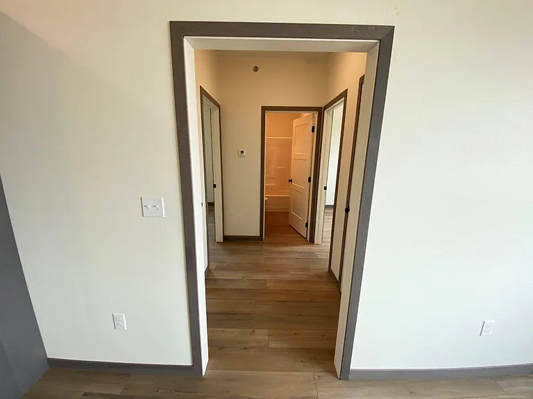 Flats on 8th — Photo 13