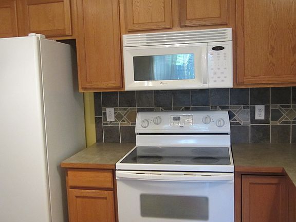 4th image of 14009 136th Street Ct NW