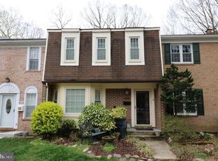 9127 Galbreth Ct, Springfield, VA 22153