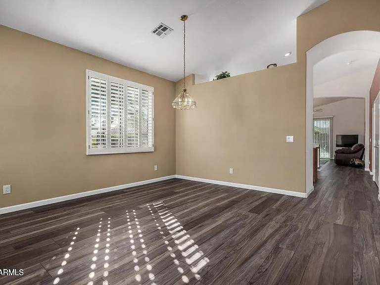 17709 W Sunbelt Dr — Photo 9