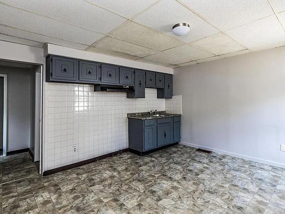 3rd image of 250 Hier Ave #1F
