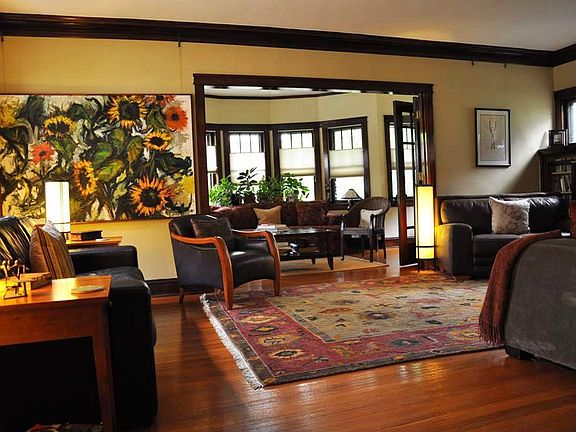 Livingroom West
