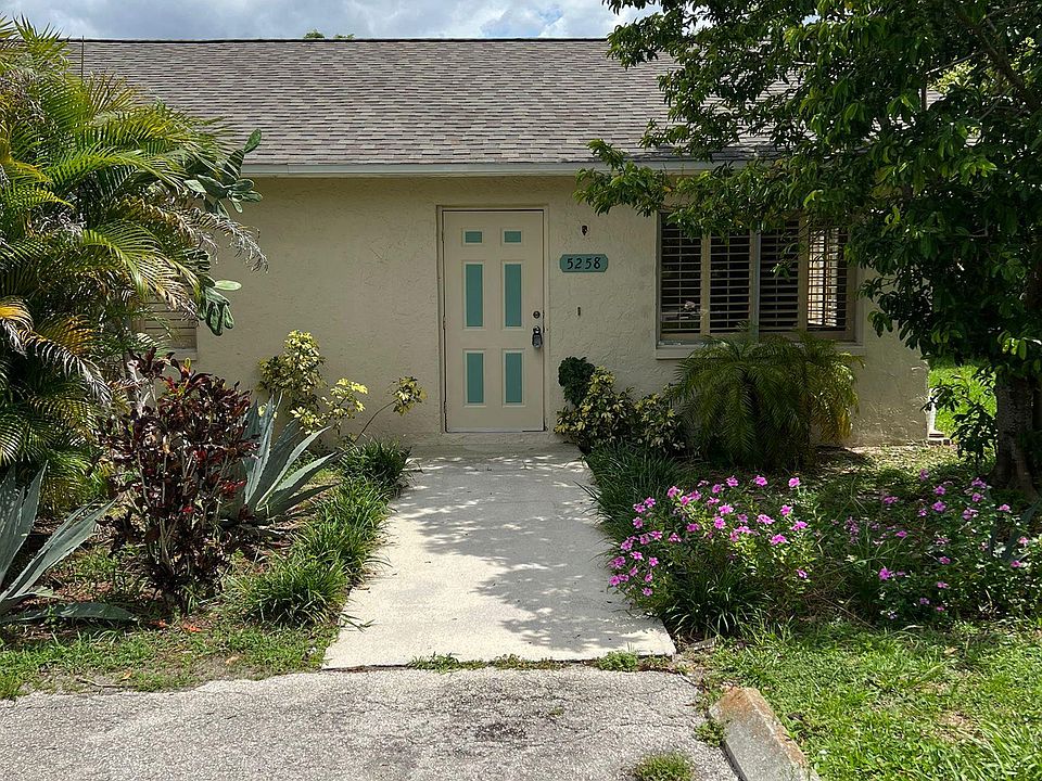 1st image of 5258 Coronado Pkwy