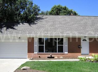 191 Van Doren Dr, Cuyahoga Falls, OH 44221