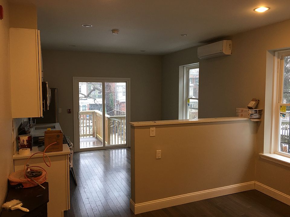 1st image of 4218 Chester Ave APT 2