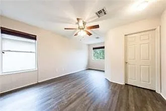 805 Chiselpoint Cv — Photo 20