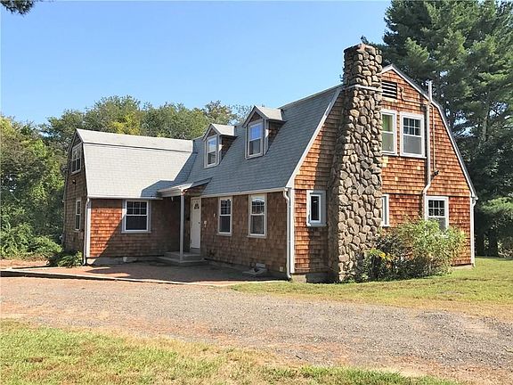 3rd image of 46 Liberty Ln