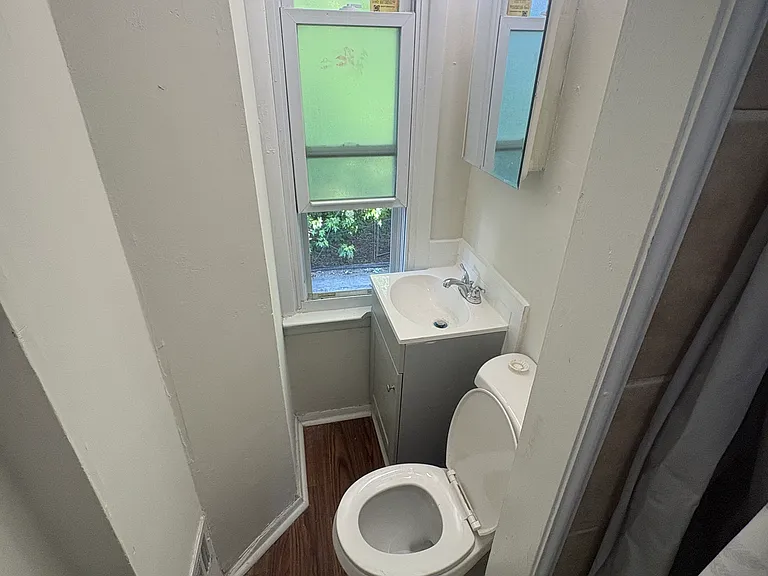 633 New Buckley St #1 — Photo 8